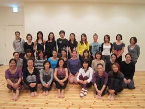 女性のためのリストラティブヨガスペシャルWSを開催しました（1/12）