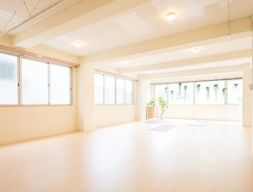 ヨガBeyond荻窪教室 ヨガビヨンドオギクボキョウシツ